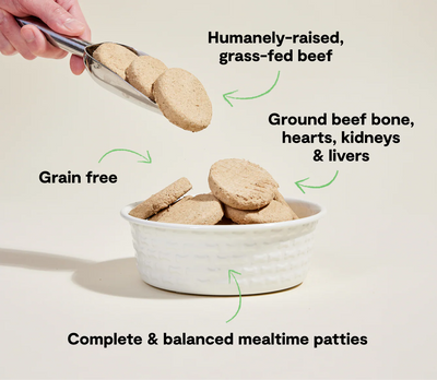 Convenient freeze-dried raw beef patties for dogs, made with organic vegetables and superfoods