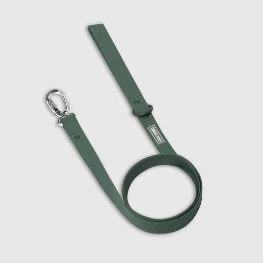 Canada Pooch Waterproof Leash Forrest Green